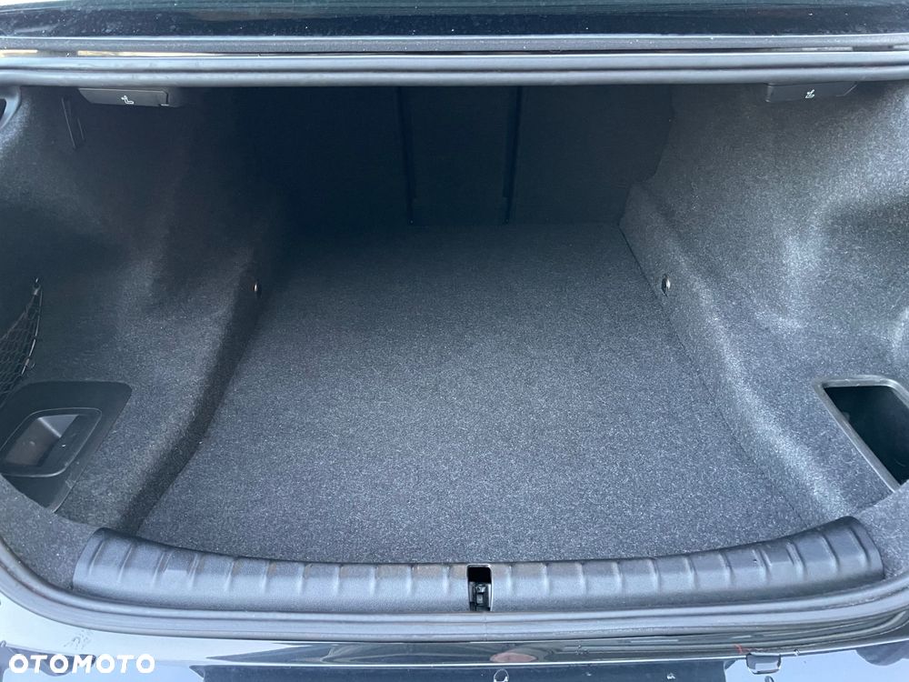 BMW Seria 5 520i M Sport sport - 32