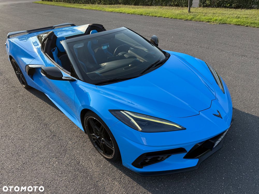 Chevrolet Corvette - 12
