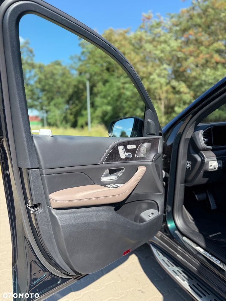 Mercedes-Benz GLS - 15
