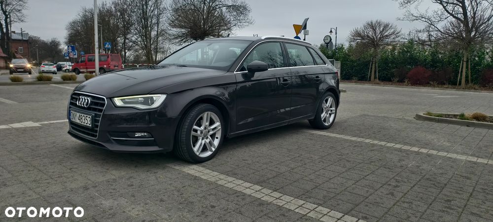 Audi A3 Sportback - 2