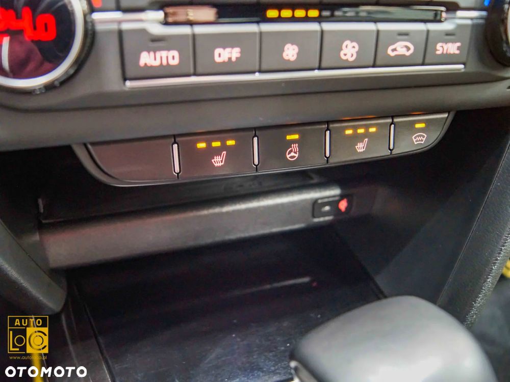 Kia XCeed 1.6 T-GDI Prestige Line DCT - 26