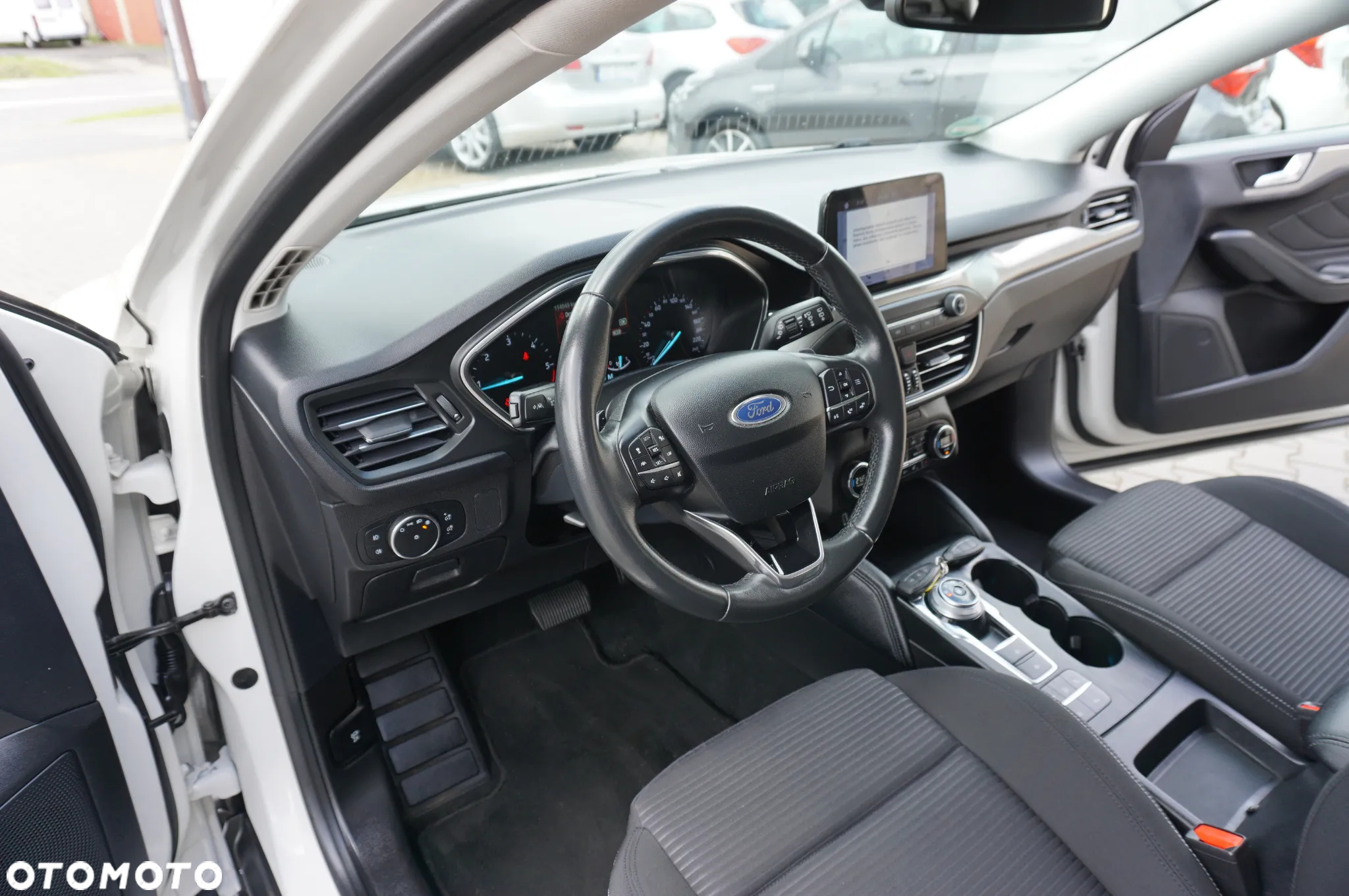 Ford Focus Turnier 2.0 EcoBlue Start-Stopp-System TITANIUM - 21