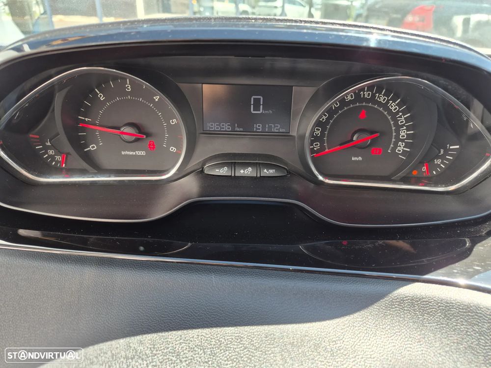 Peugeot 208 1.6 e-HDi Active 95g - 13