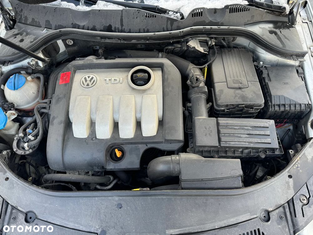 SILNIK 1.9 TDI 105KM 77kW SŁUPEK BKC VW PASSAT B6 - 4