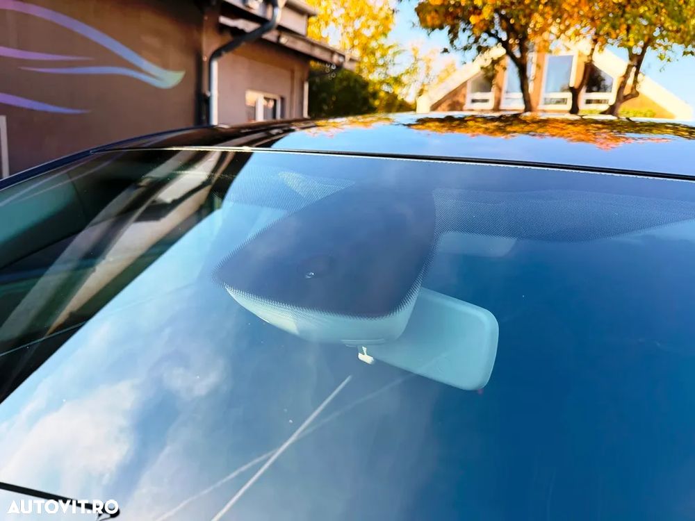 Renault Megane TCe 140 GPF EDC Equilibre - 10