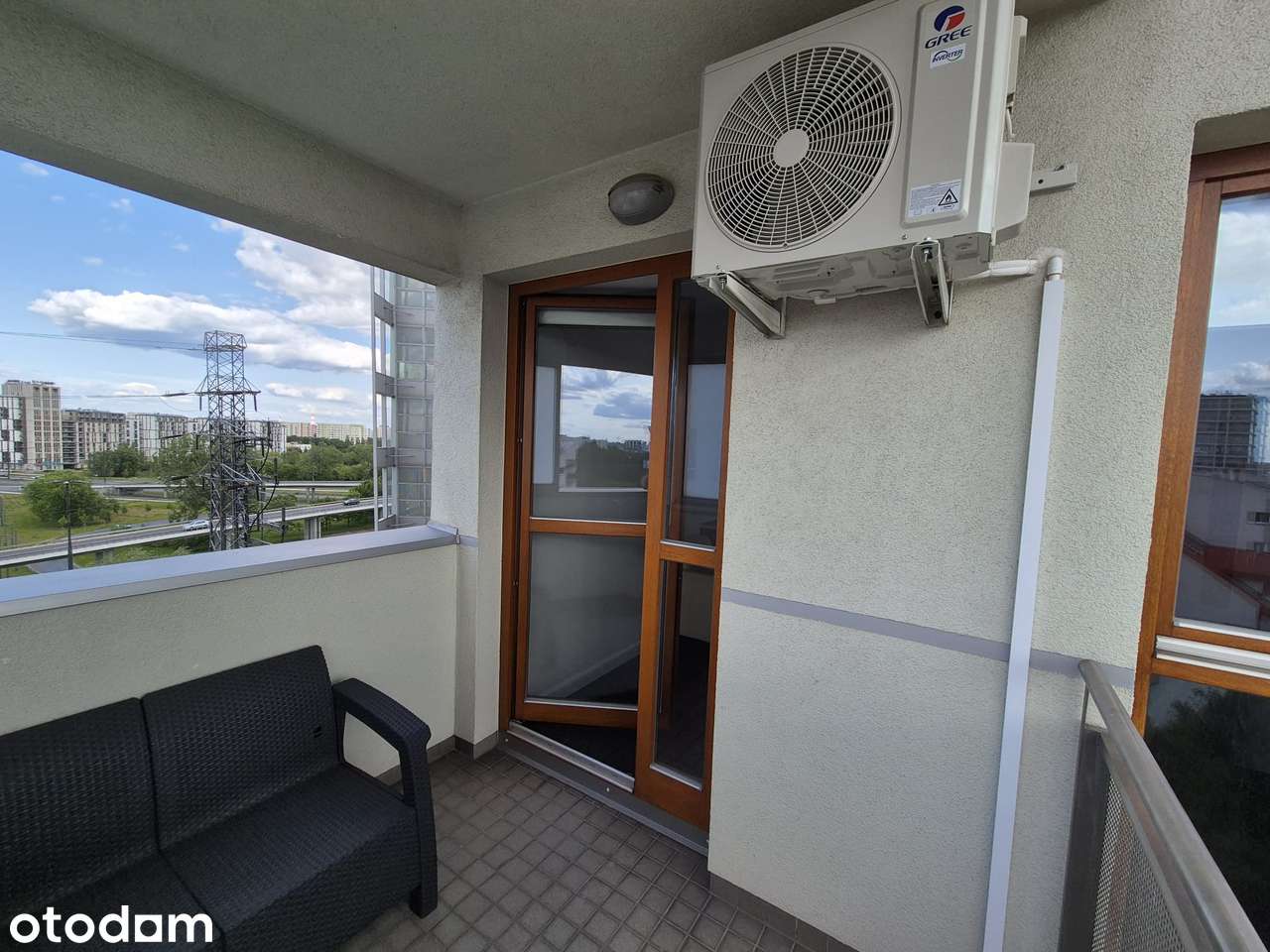 2-pokoje 42 m² |Al. Wyścigowa 4 | klimatyzacja | balkon | bezpośrednio