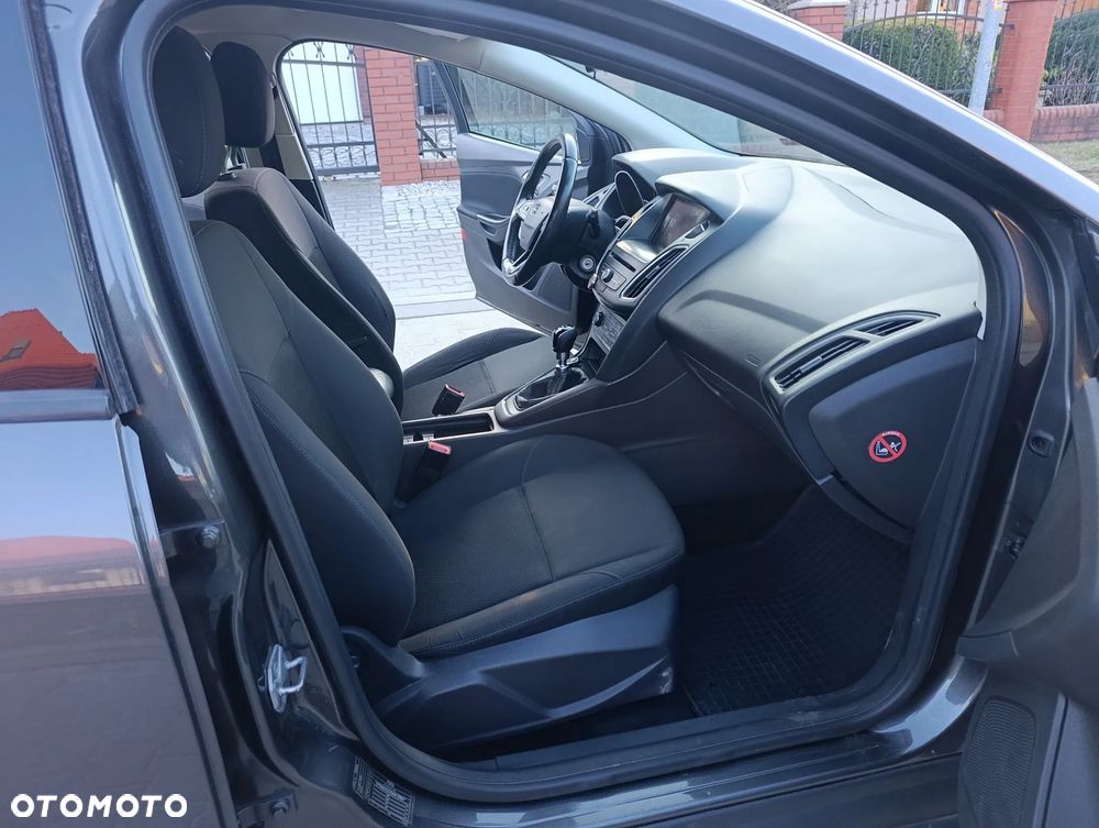 Ford Focus 1.5 TDCi Titanium - 18