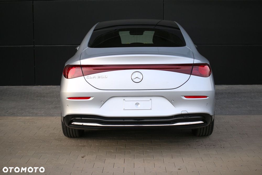 Mercedes-Benz CLA - 7