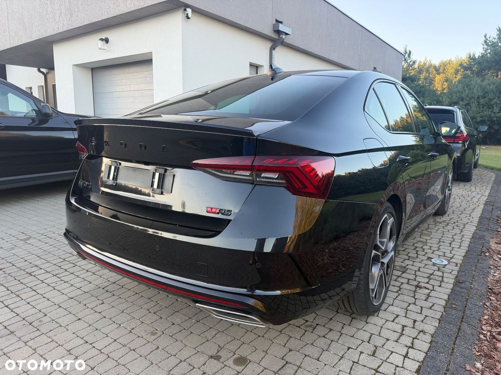 Skoda Octavia 2.0 TDI DSG RS - 3