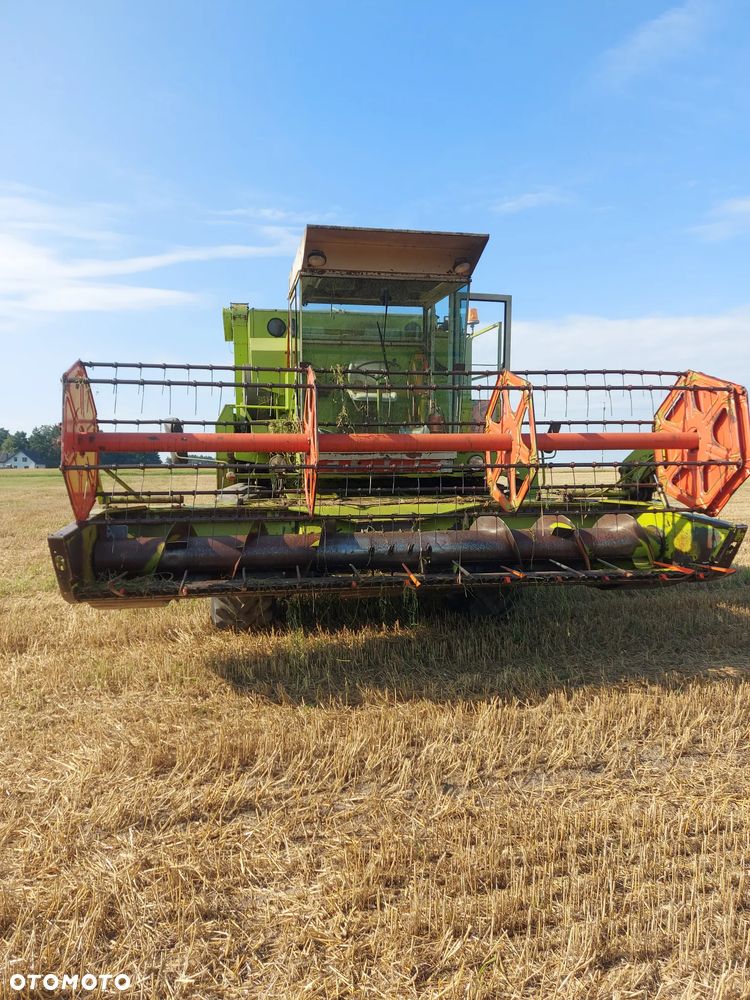 Claas Dominator 105 Mega Lexion - 5