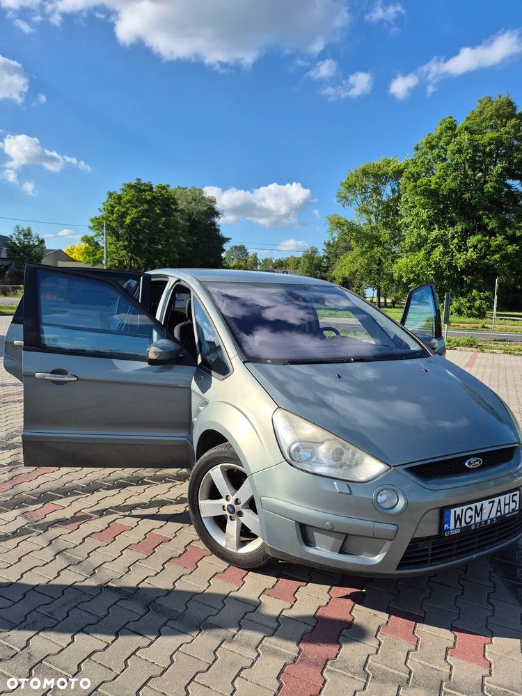 Ford S-Max 2.0 TDCi Titanium - 14
