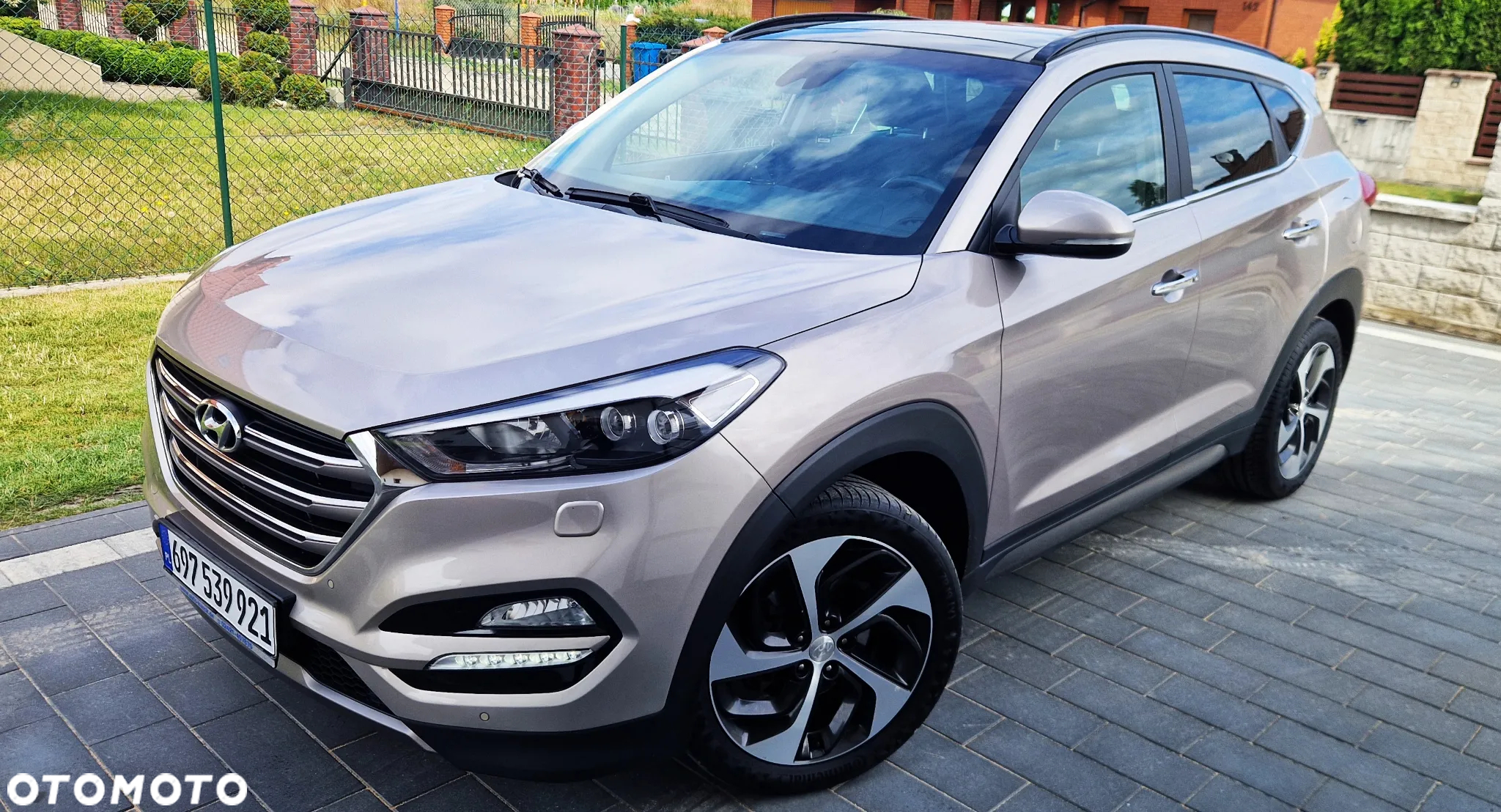 Hyundai Tucson 1.6 Turbo 2WD Navi - 10