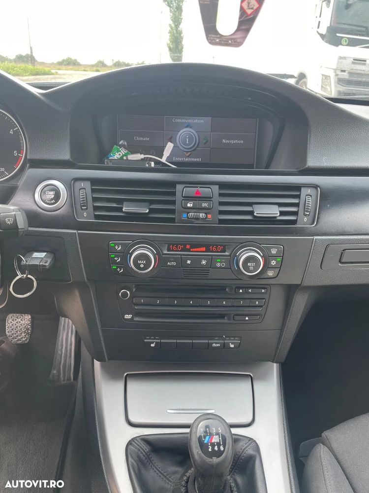 BMW Seria 3 320d - 4