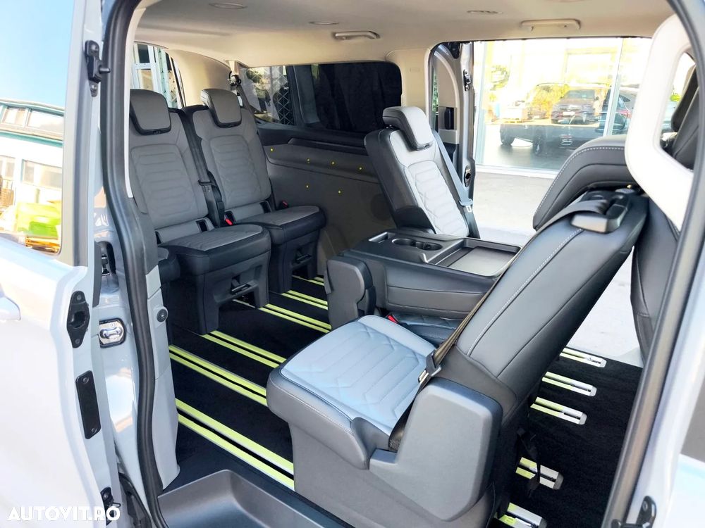 Ford Tourneo Custom - 16
