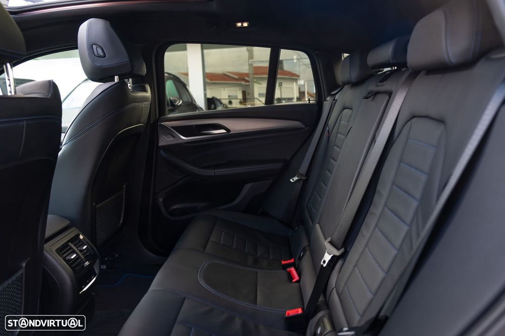 BMW X4 30 d xDrive Pack M Auto - 42