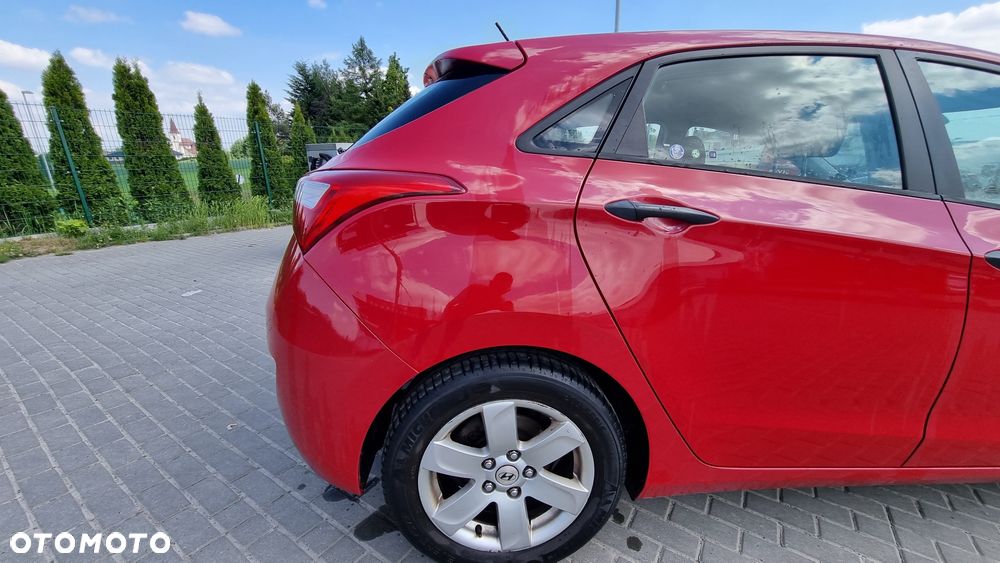 Hyundai i30 1.4 Comfort - 14