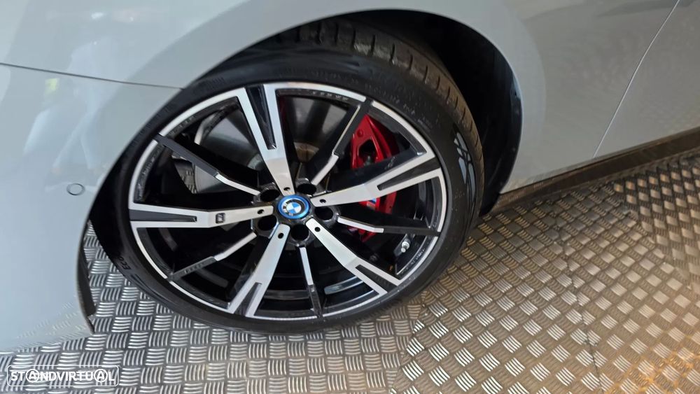 BMW i5 eDrive40 Pack Desportivo M Pro - 29