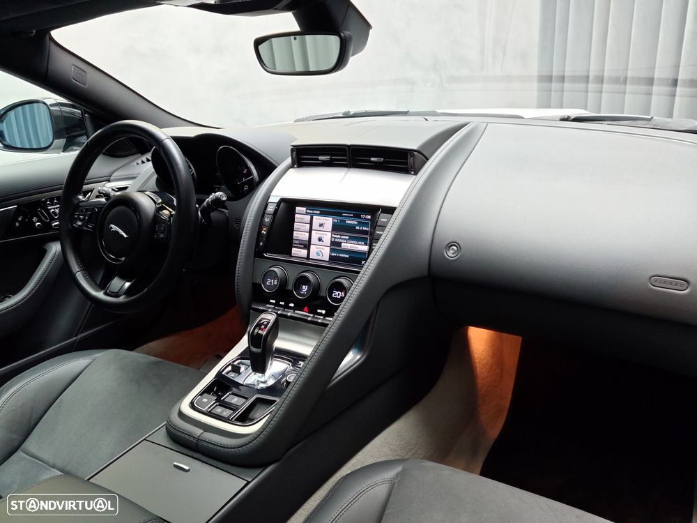 Jaguar F-Type 3.0 V6 S/C Auto - 12