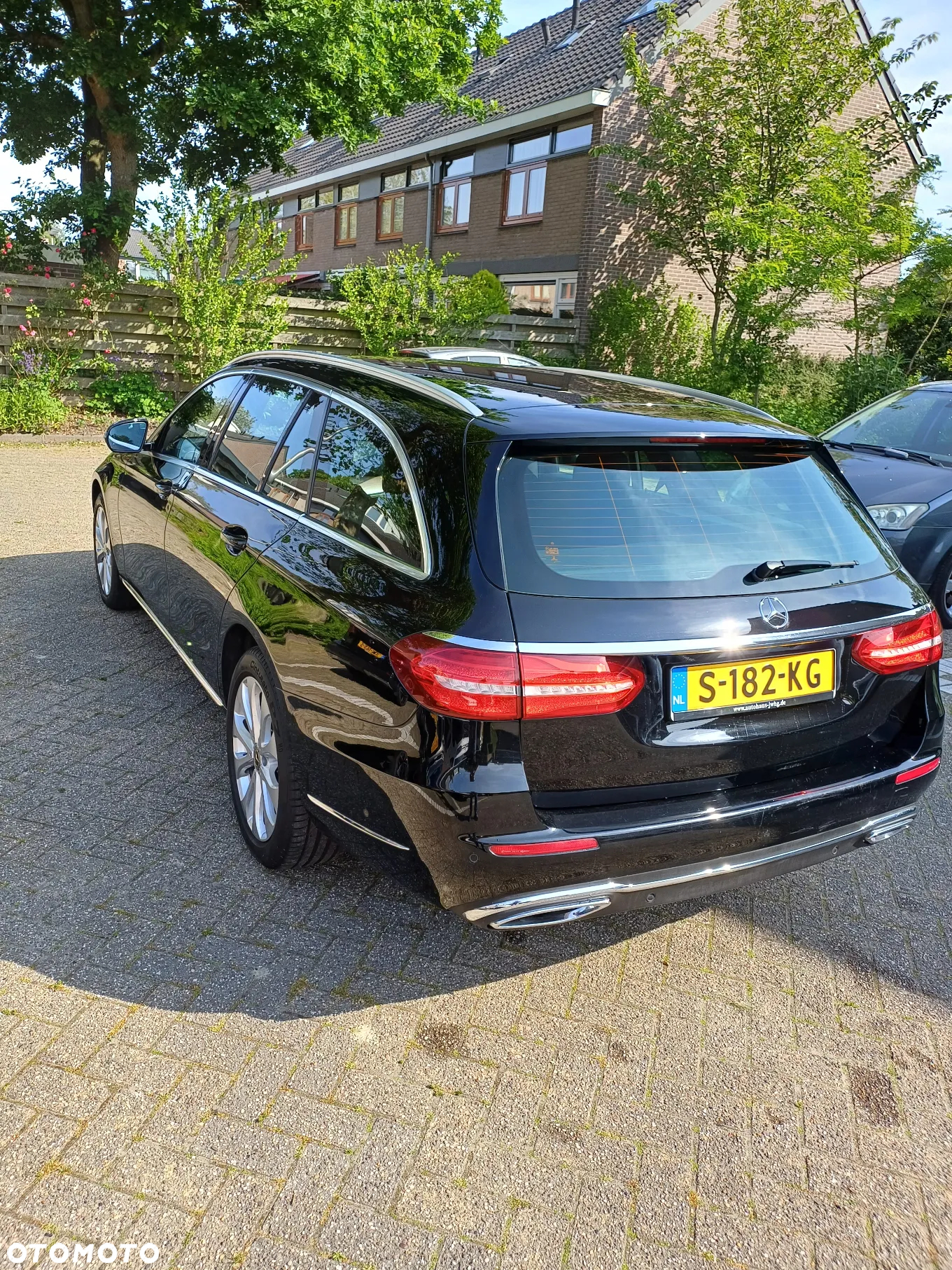 Mercedes-Benz Klasa E 350 d 9G-TRONIC - 2