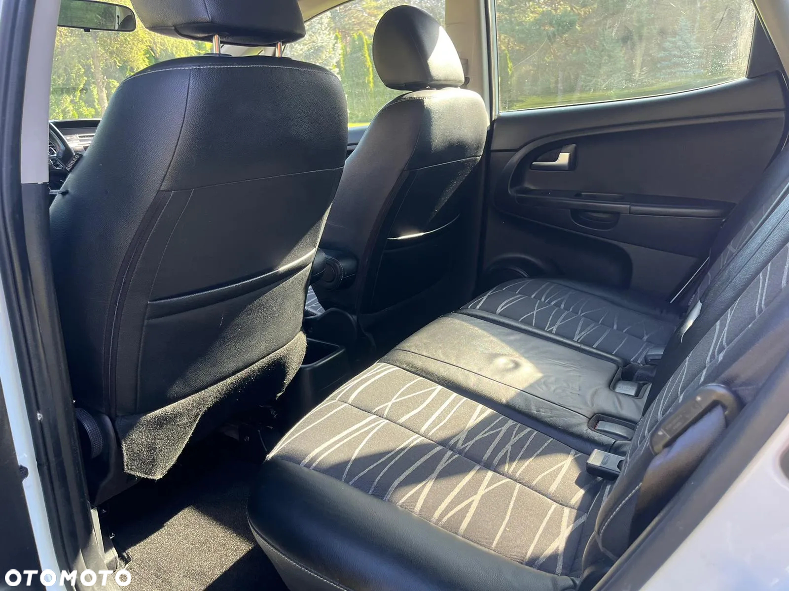 Kia Venga 1.4 Business Line - 14