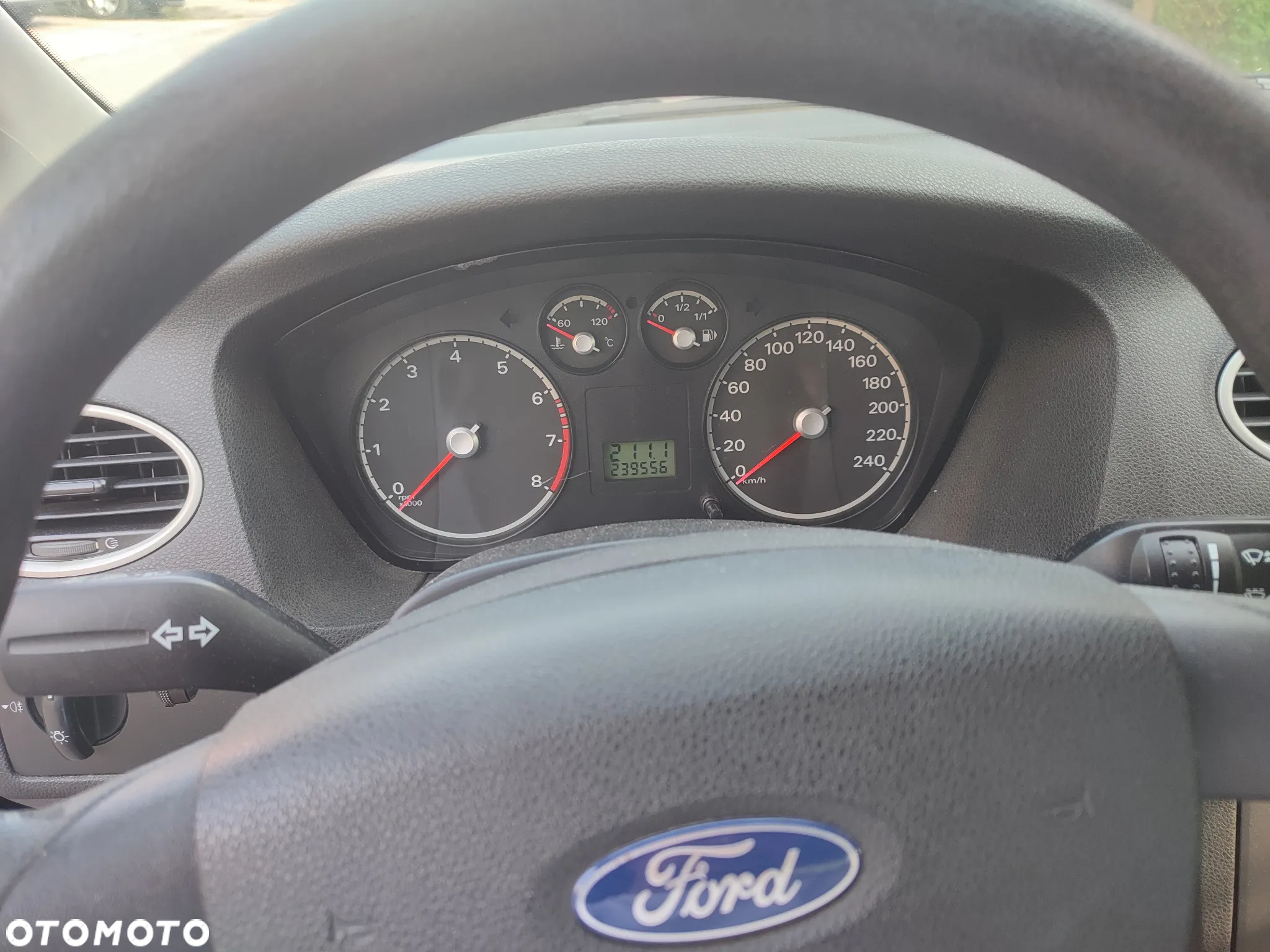 Ford Focus 1.6 Comfort - 6