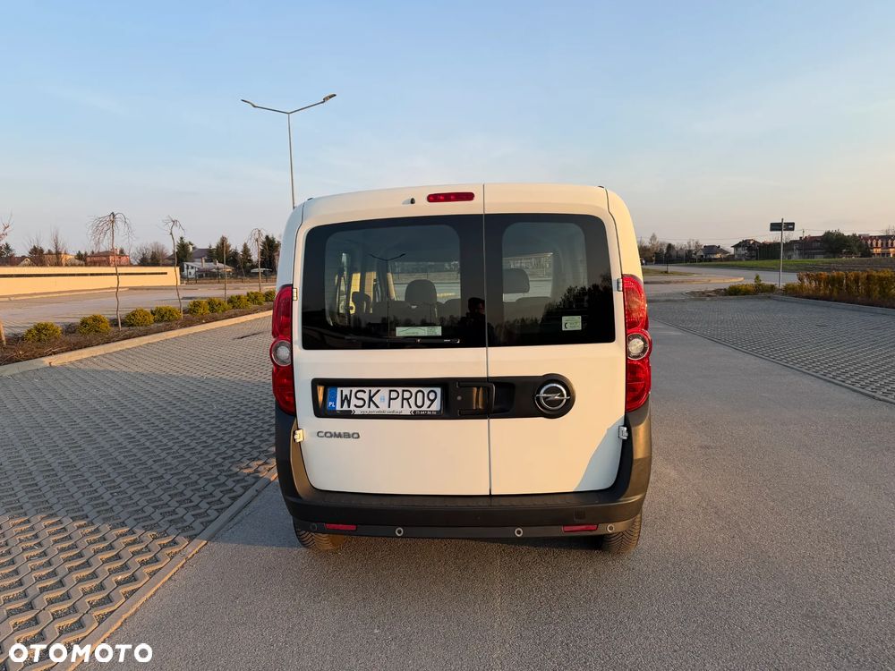 Opel Combo 1.6 CDTI Enjoy - 11