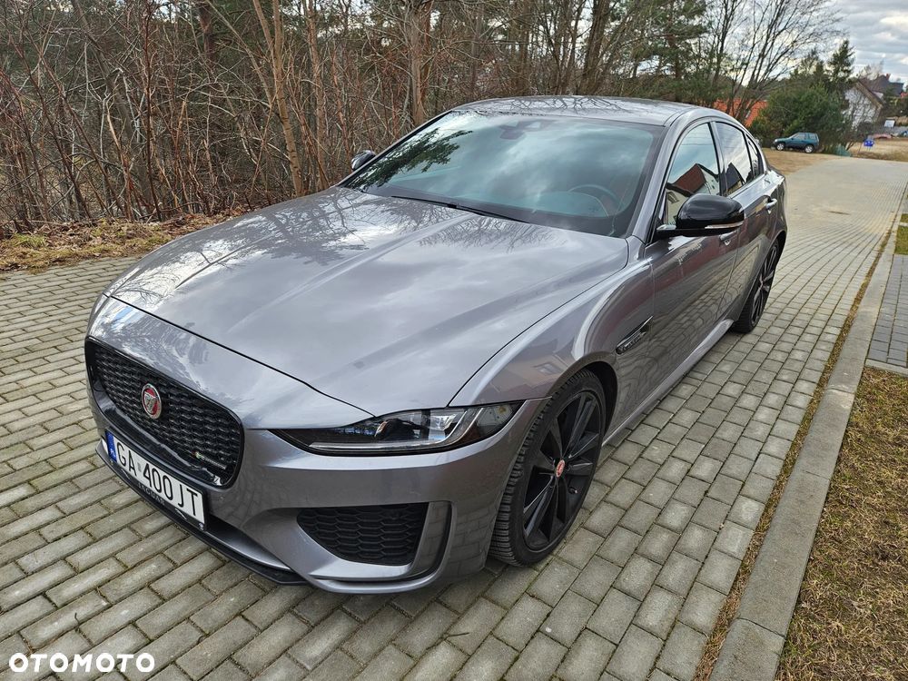 Jaguar XE 2.0 P250 SE - 8