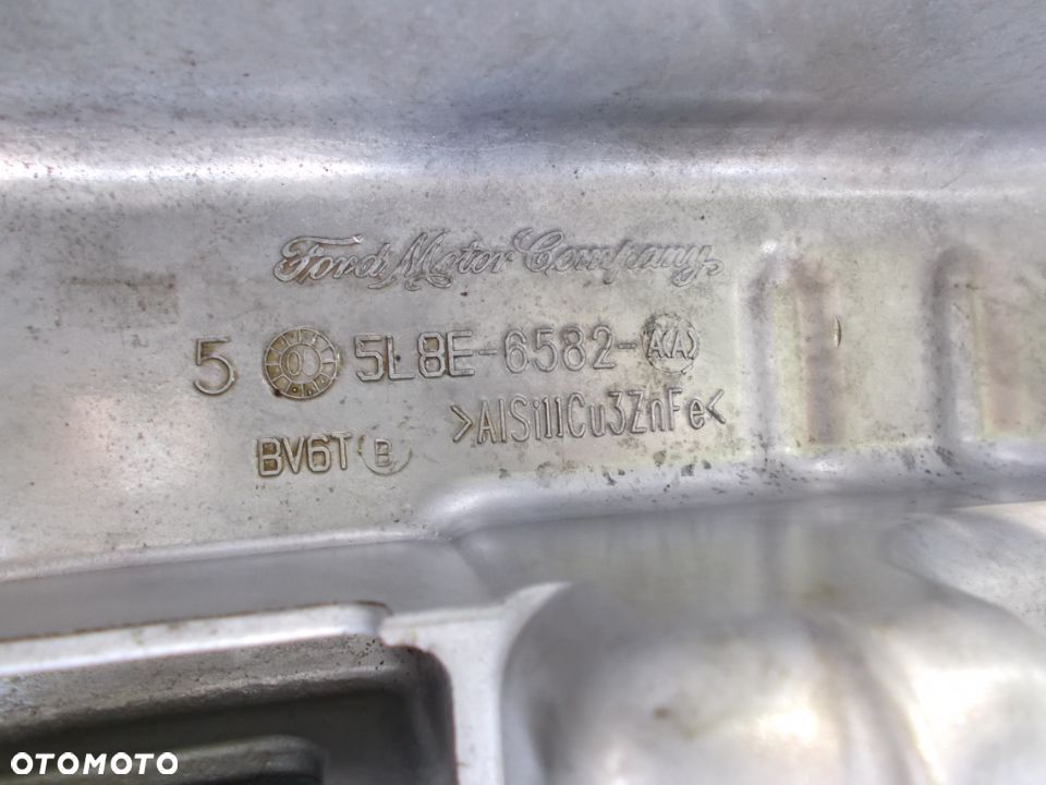 Mazda Tribute Ford Maverick Escape Mondeo Pokrywa zaworow 3.0 V6 CA5 prawa 204 KM - 3