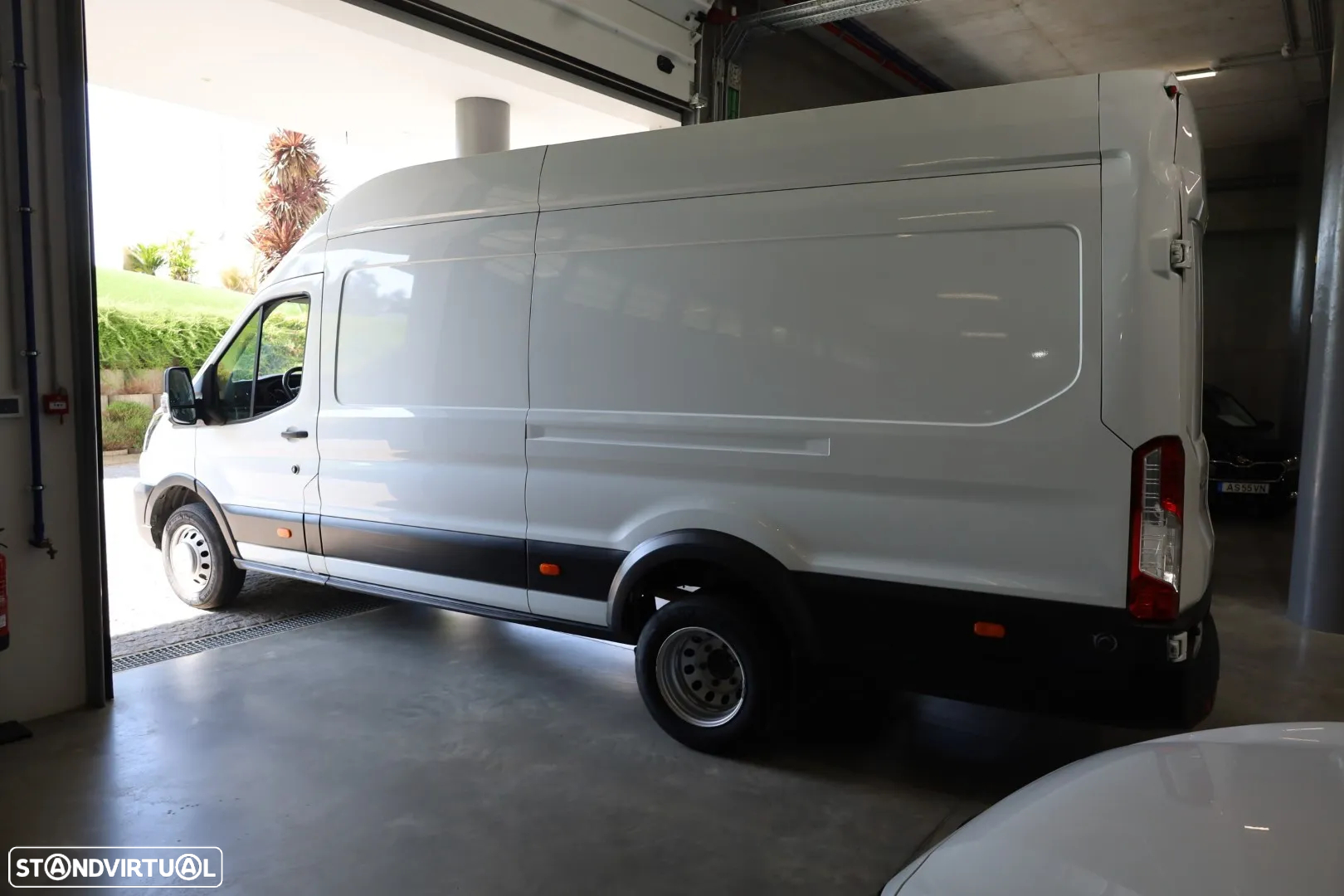 Ford Transit 350 L4 2.0 TDCi H3 Trend - 13