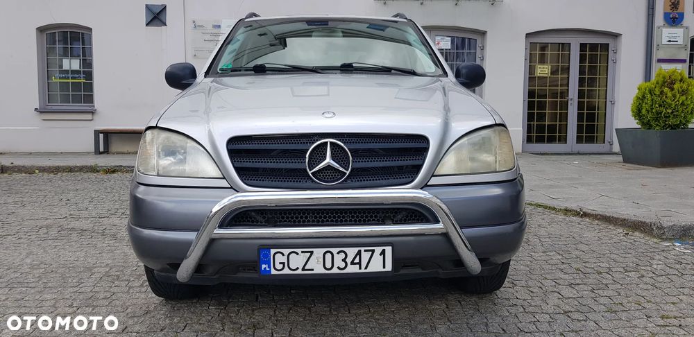 Mercedes-Benz ML 320 - 2