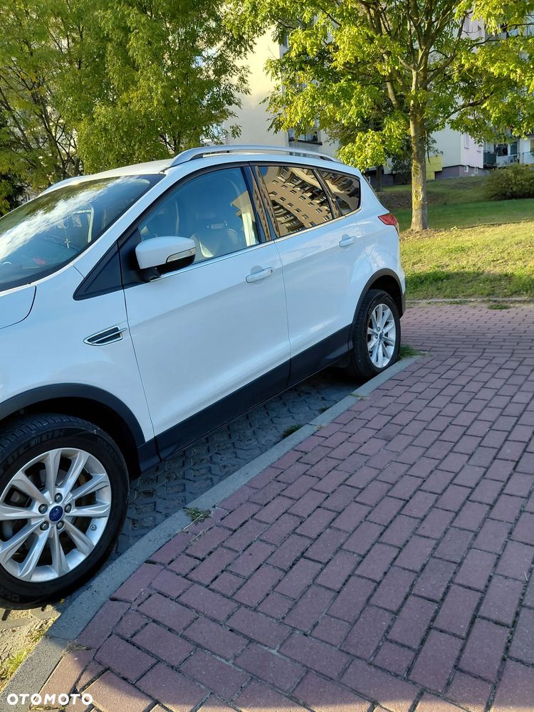 Ford Kuga 2015 photo 4