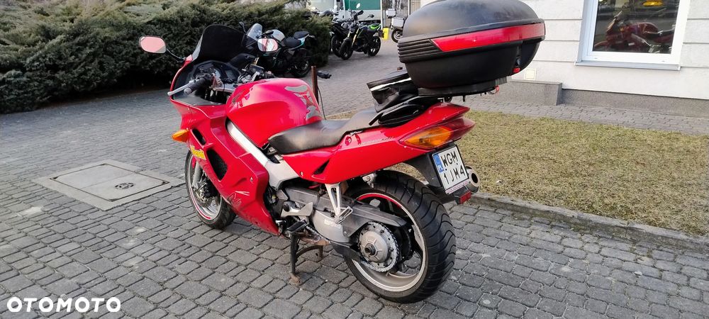 Honda VFR - 6