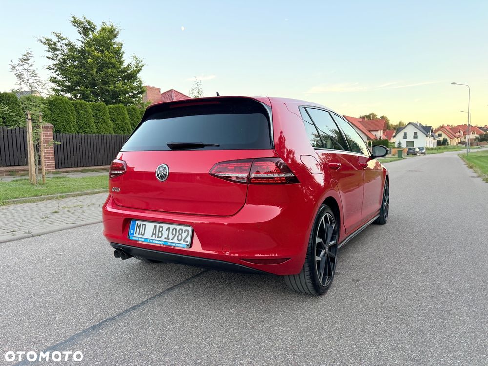 Volkswagen Golf - 21