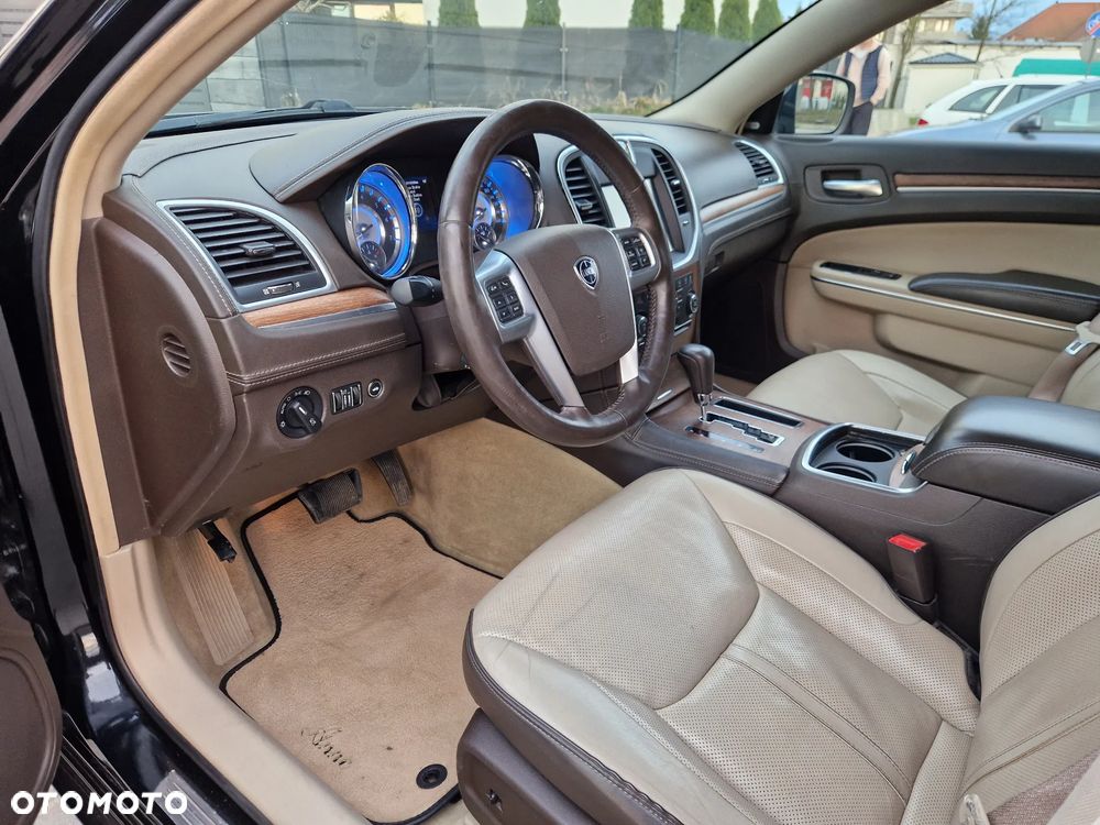 Lancia Thema 3.0CRD Executive - 11