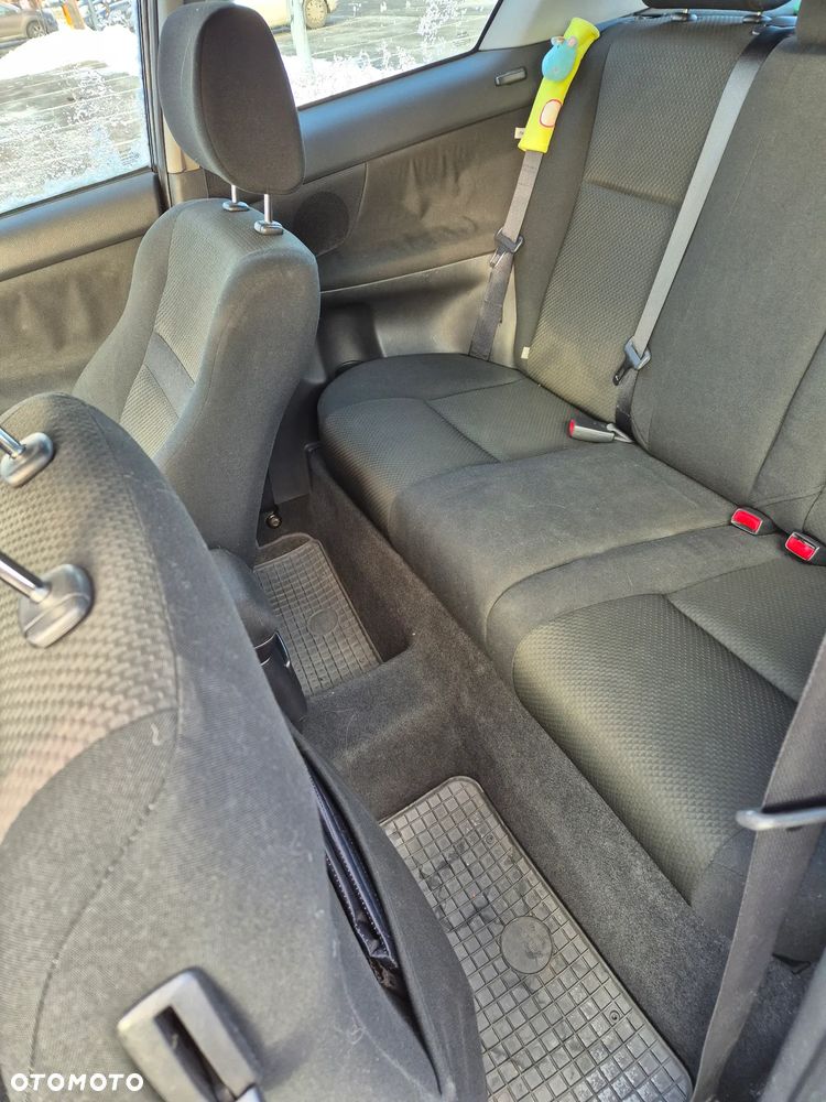 Toyota Corolla 1.6 VVT-i Sol - 6