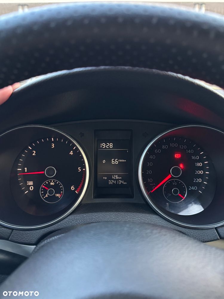 Volkswagen Golf 1.6 TDI Comfortline - 7