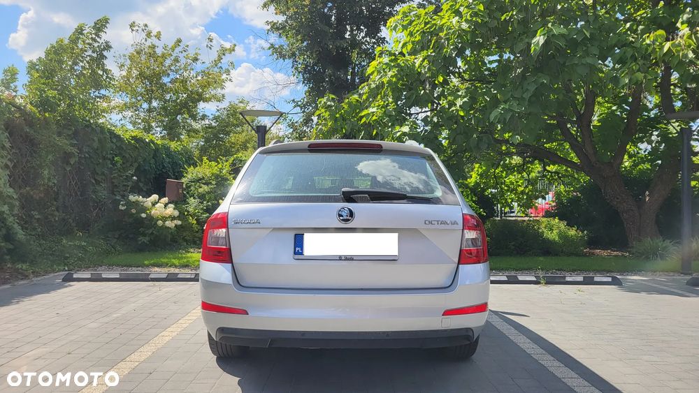 Skoda Octavia 1.6 TDI Ambition - 2