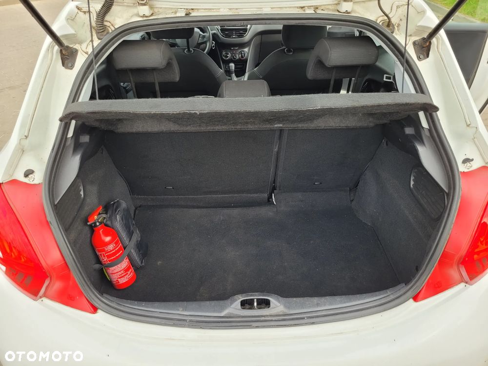 Peugeot 208 - 19