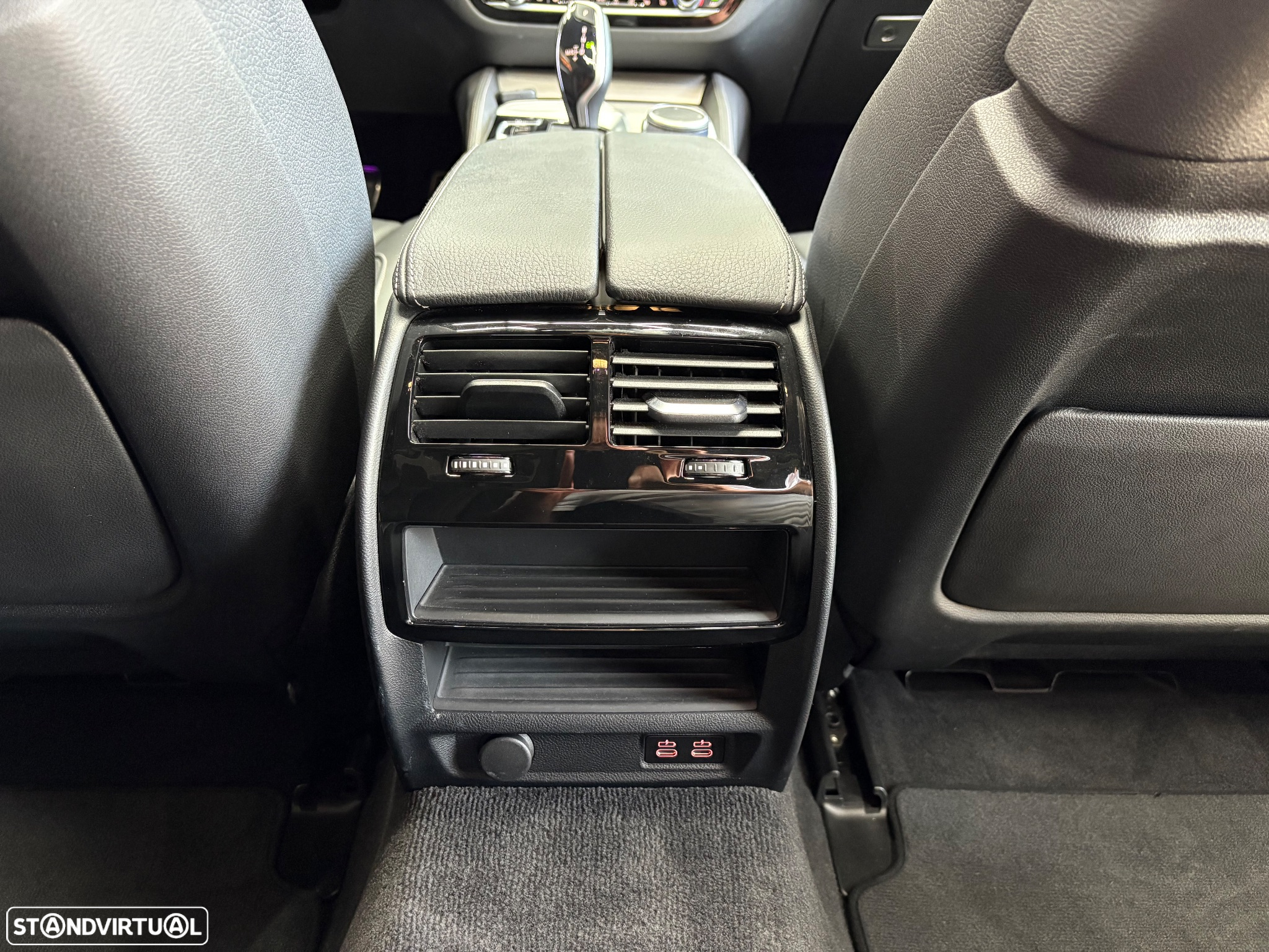 BMW 530 e Pack Desportivo M - 41