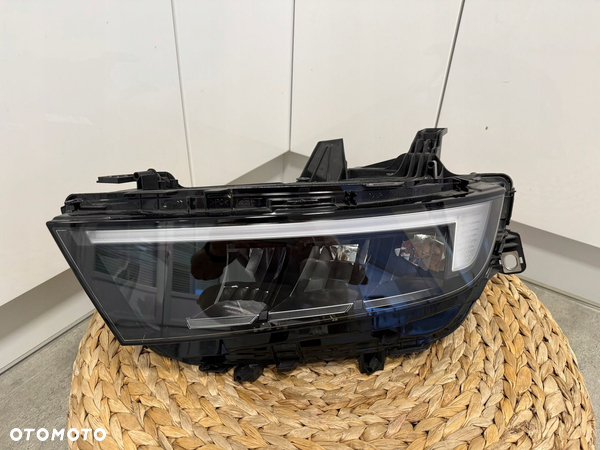 Opel Astra VI L 2022- lampa full led lewa nowa modul idealna europa