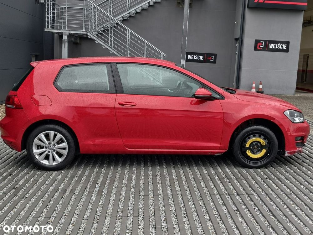 Volkswagen Golf - 8
