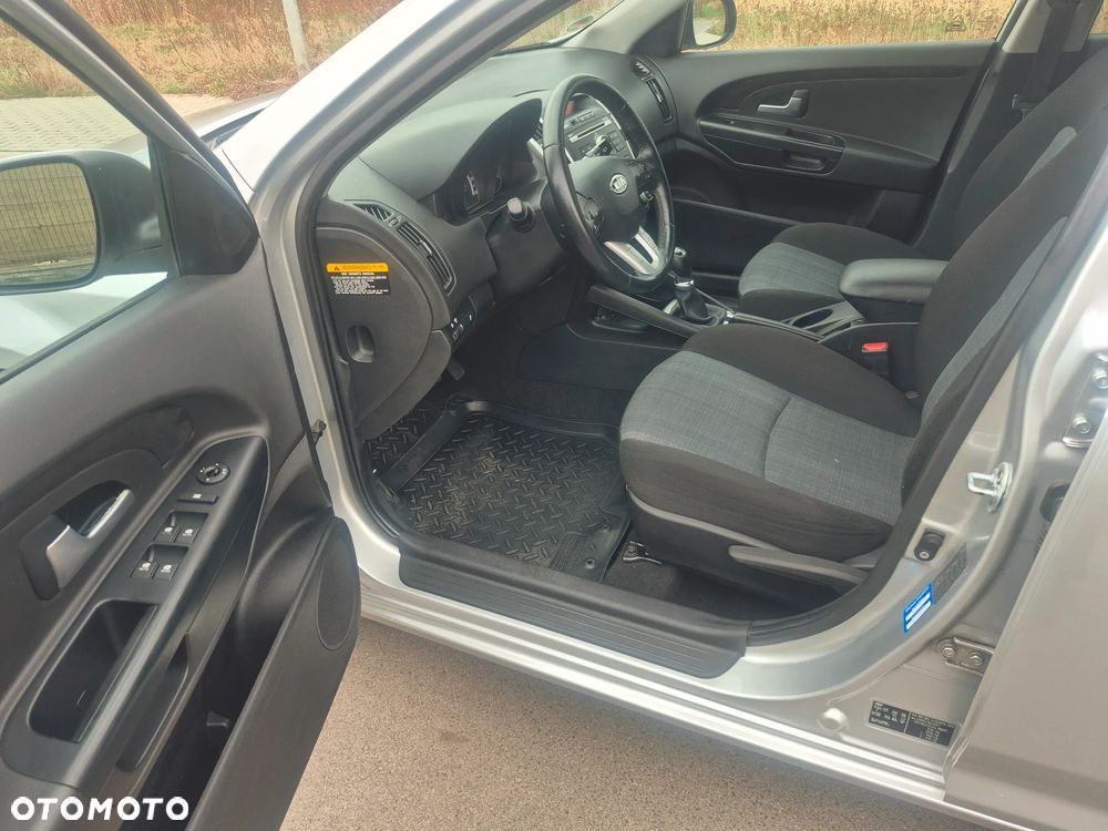 Kia Ceed 1.4 CVVT Vision - 11