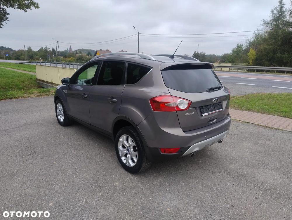 Ford Kuga 2.0 TDCi Titanium - 17