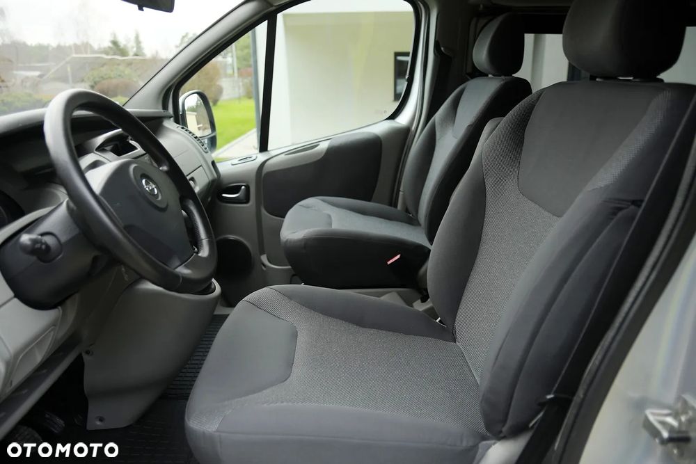 Opel Vivaro - 27