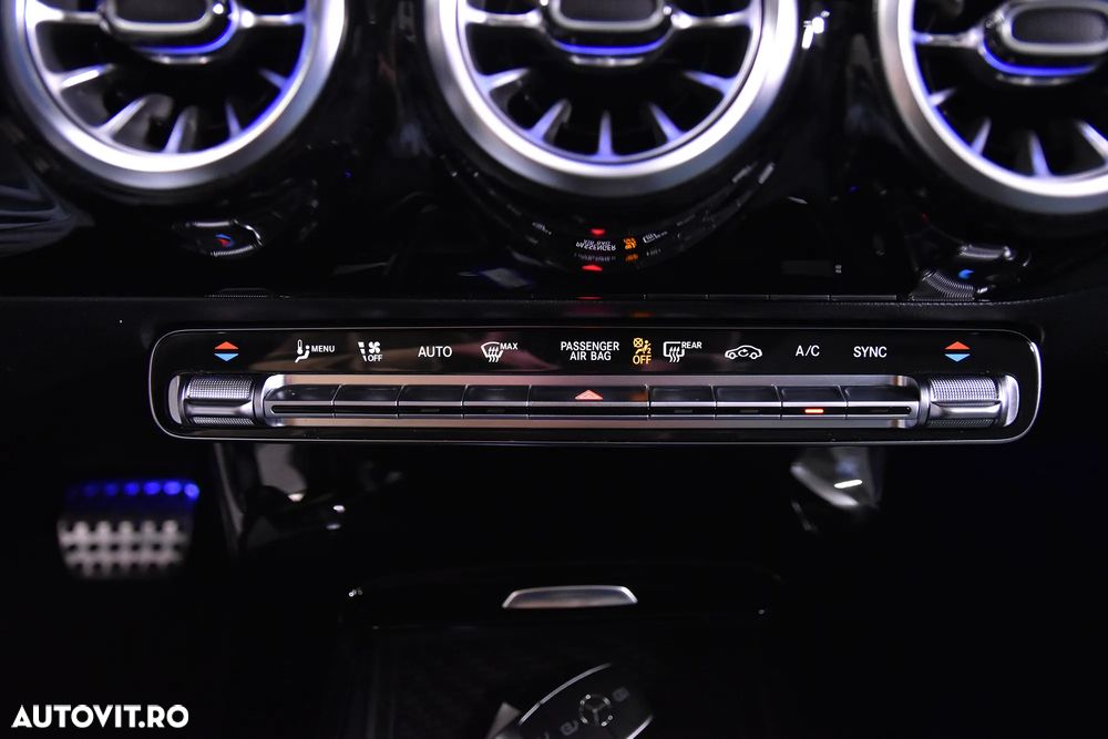 Mercedes-Benz CLA 200 7G-DCT AMG Line - 20