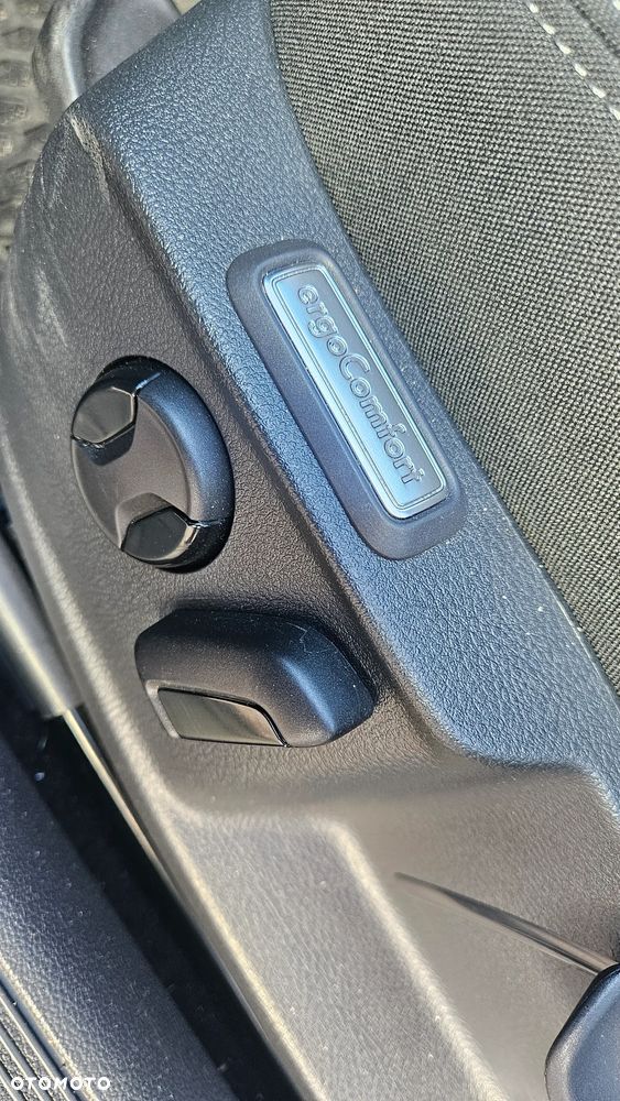 Volkswagen Passat 1.5 TSI EVO Business - 17