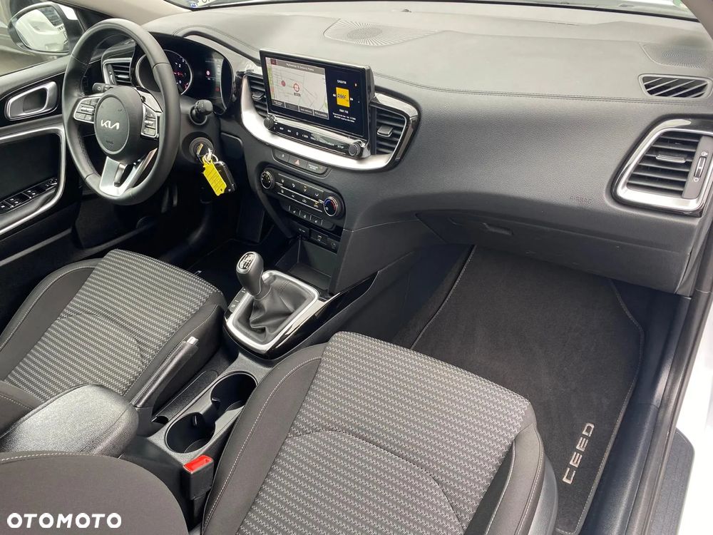 Kia Ceed 1.0 T-GDI Business Line Plus - 28