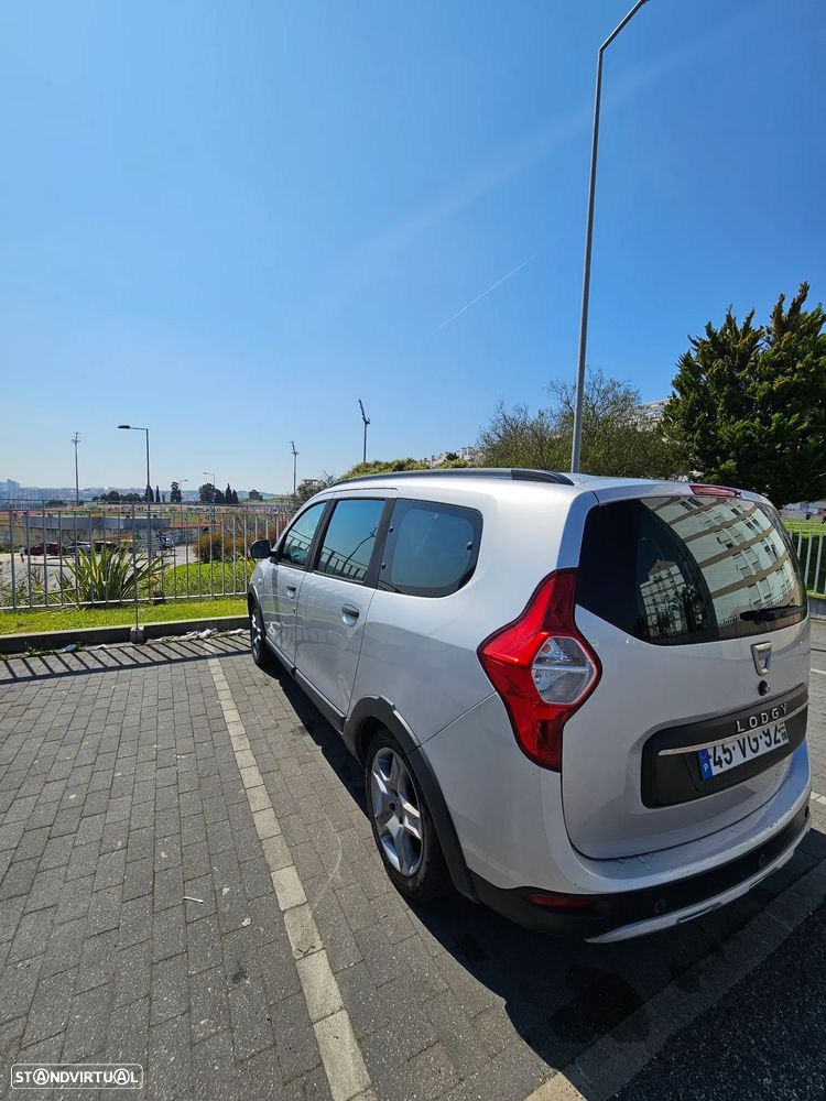 Dacia Lodgy 1.5 dCi Stepway 7L - 5