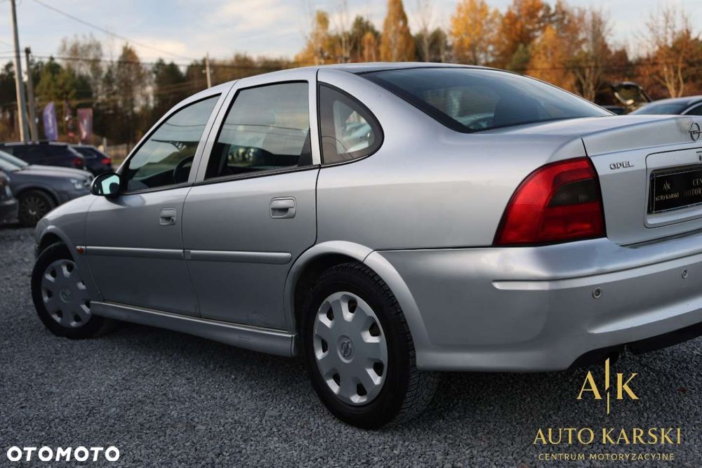 Opel Vectra - 18
