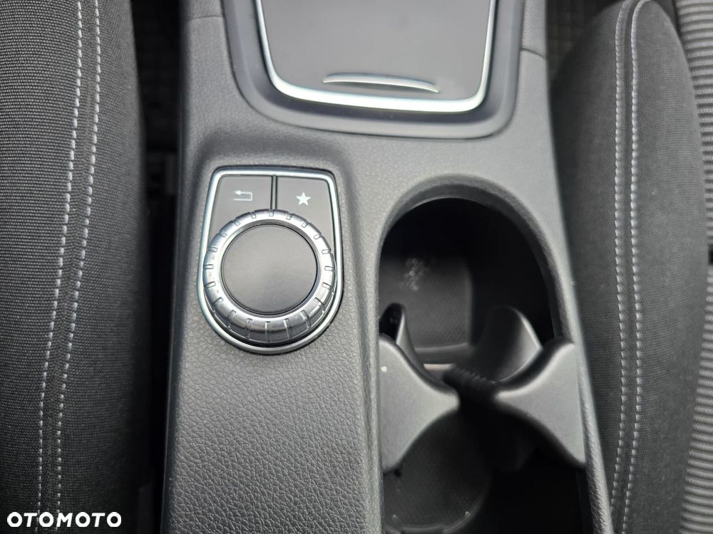 Mercedes-Benz Klasa B - 31